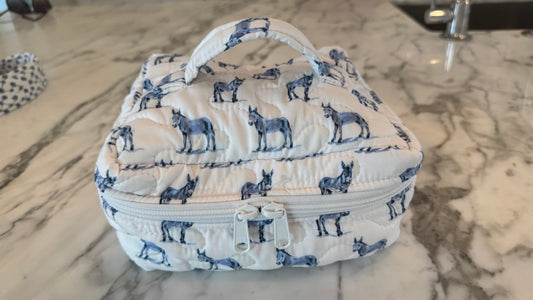 Quilted Mule - Travel Case