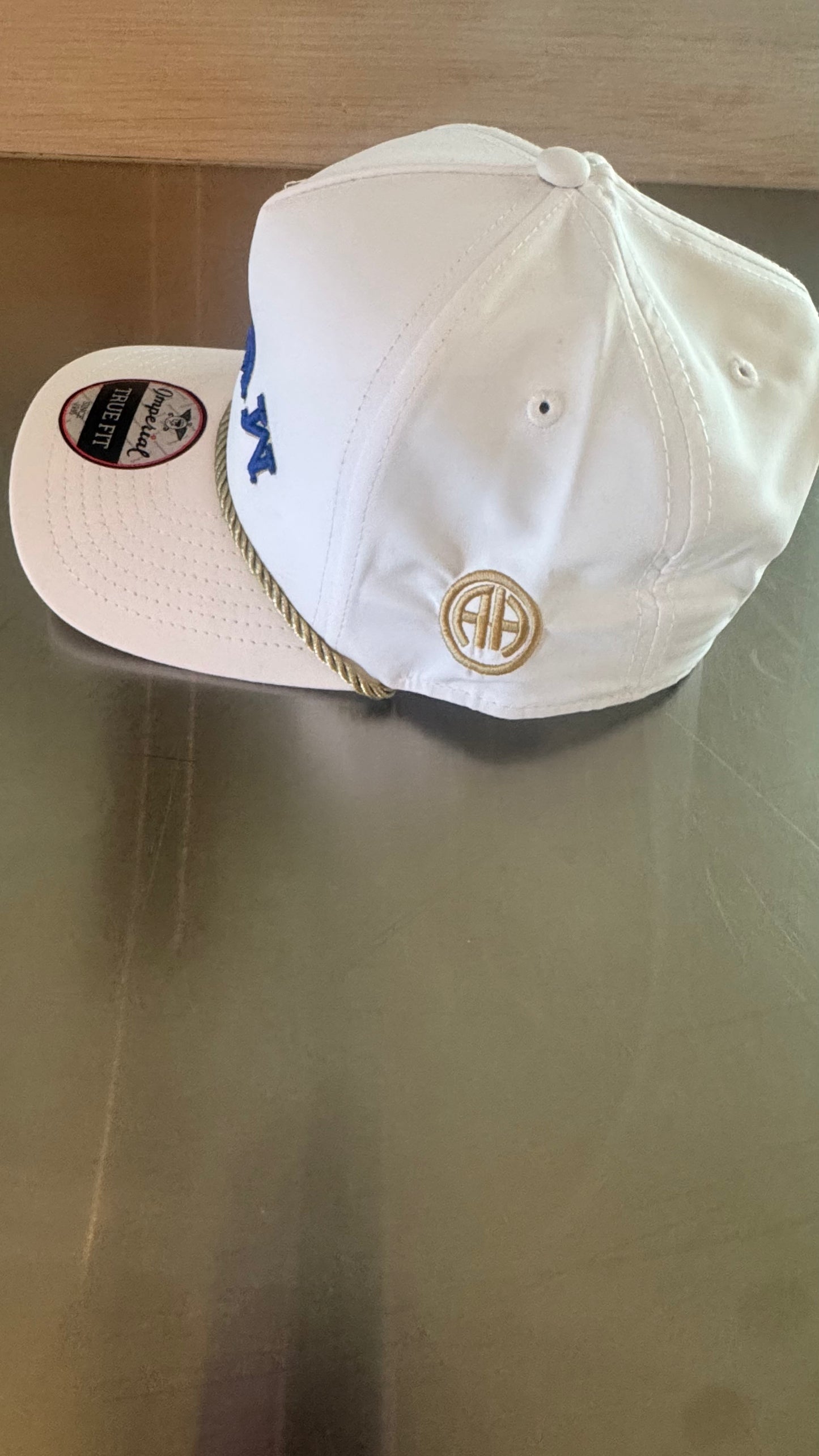 Upside Down Mules Hat